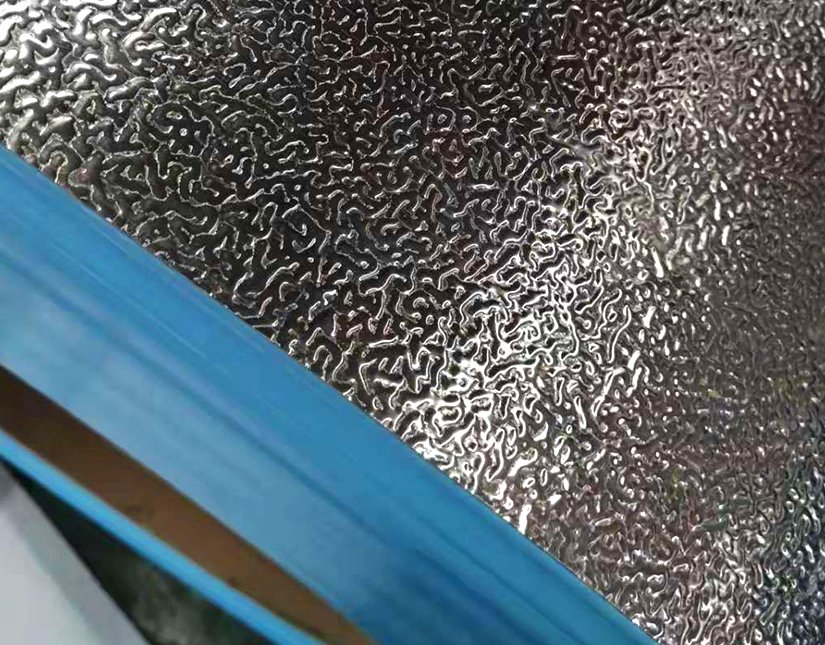 لفة لفائف تغليف الألمنيوم لتغليف الأنابيب العازلة